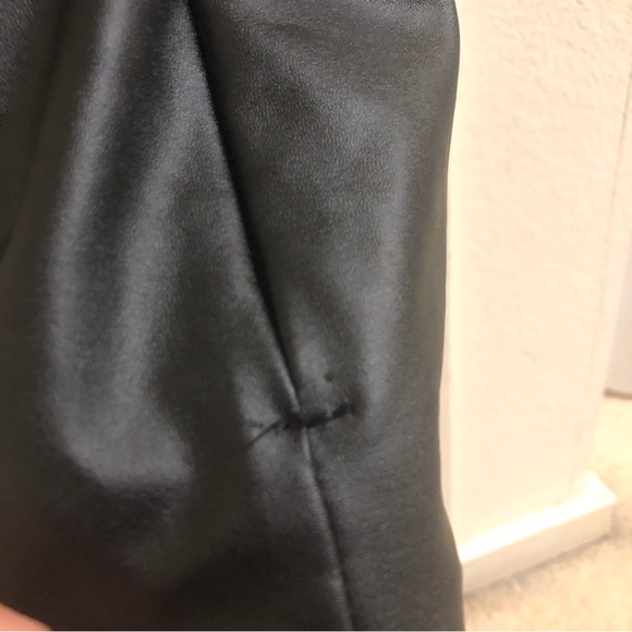 Black (Fo leather) Strapless Leotard - Picture 6 of 13